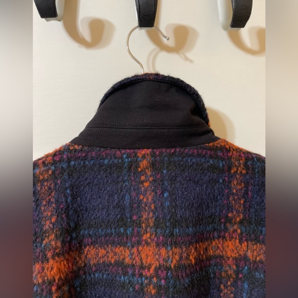 Cabi Multi Color Plaid Blazer - Picture 5 of 7